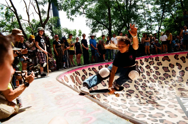 Frontside Noseslide