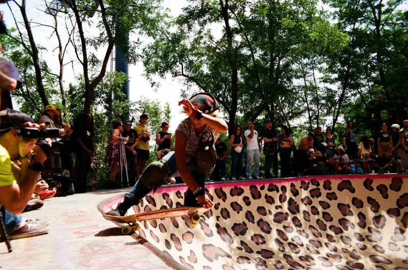 Frontside Noseslide